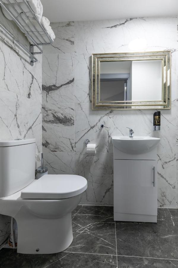 Brookville Guesthouse Tullamore Ngoại thất bức ảnh