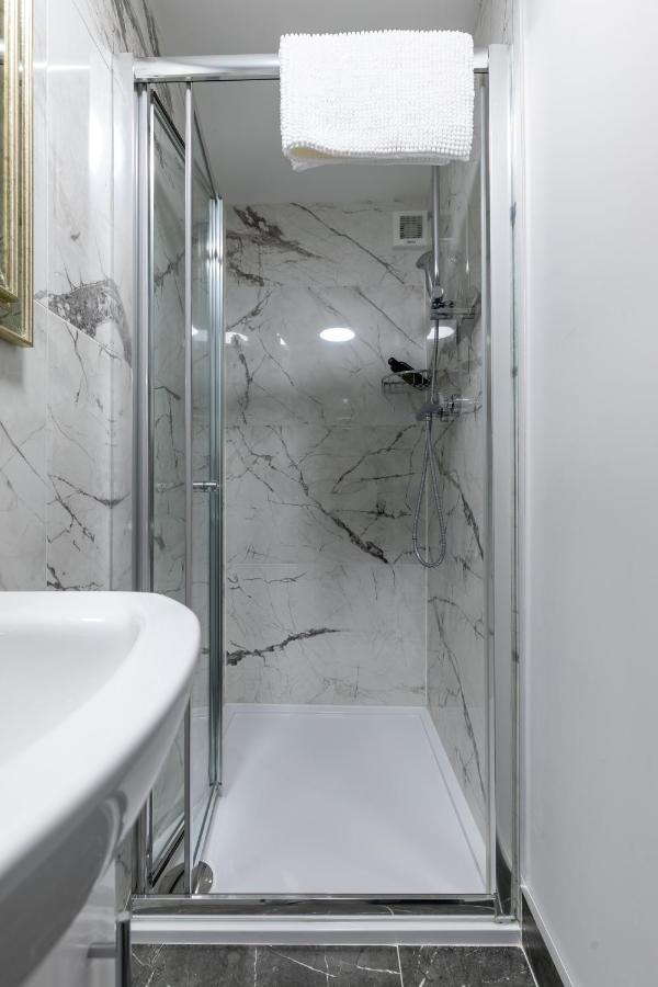 Brookville Guesthouse Tullamore Ngoại thất bức ảnh