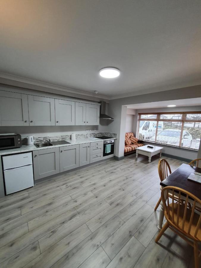 Brookville Guesthouse Tullamore Ngoại thất bức ảnh