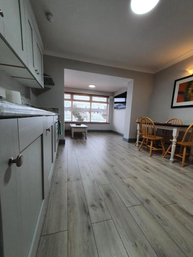 Brookville Guesthouse Tullamore Ngoại thất bức ảnh